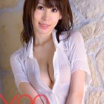 【ソクヌキ】ピンクの乳輪！Gカップおっぱいメイサちゃん、デビュー作なのにドスケベセックス。マ○コを突かれると白濁液たら～り。マ○コを突かれると、ハメ潮プシャー。巨尻をバンバン打ち付ける強力腰振り。Gカップも暴れまくってます 知花メイサ